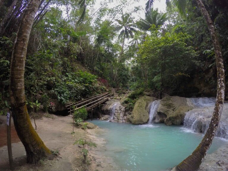 aguinid falls filipinas e4e593