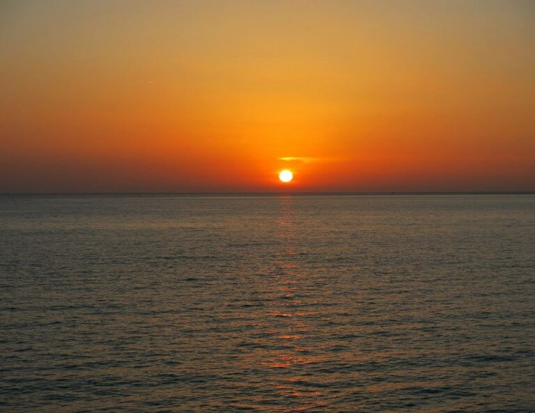 mar vermelho sunset queiroz divers