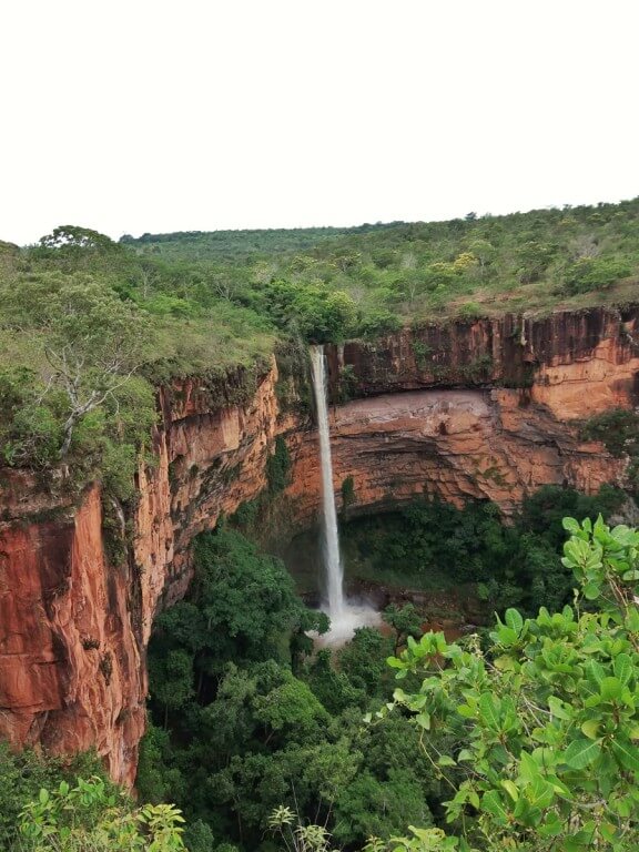 A imagem contém: Cachoeira Véu de Noiva, Chapada dos Guimarães, Mato Grosso