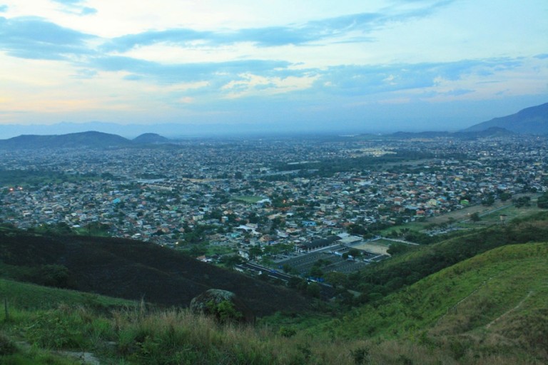 A imagem contém: Morro Luis Barata, Campo Grande