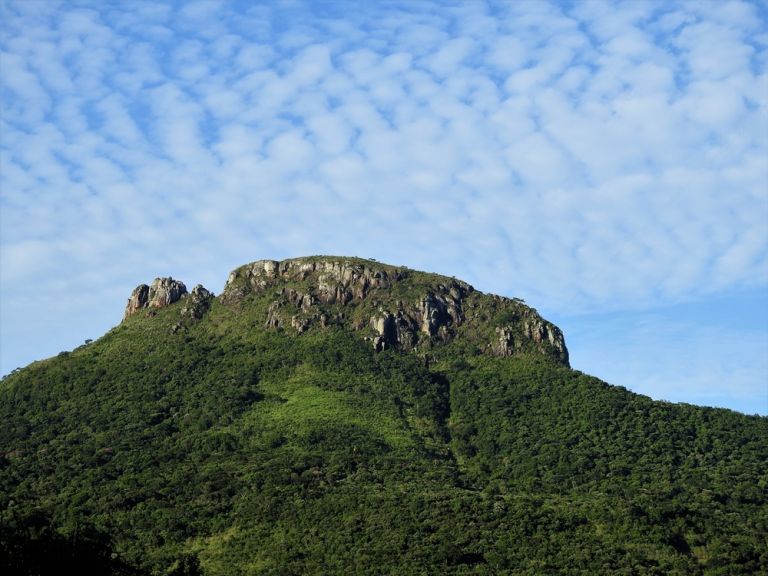 Pico Agudo, Sapopema - Pr.  Camping.