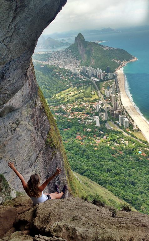 A imagem contém: Garganta do Céu, Pedra da Gávea, Parque da Tijuca, Rio de Janeiro