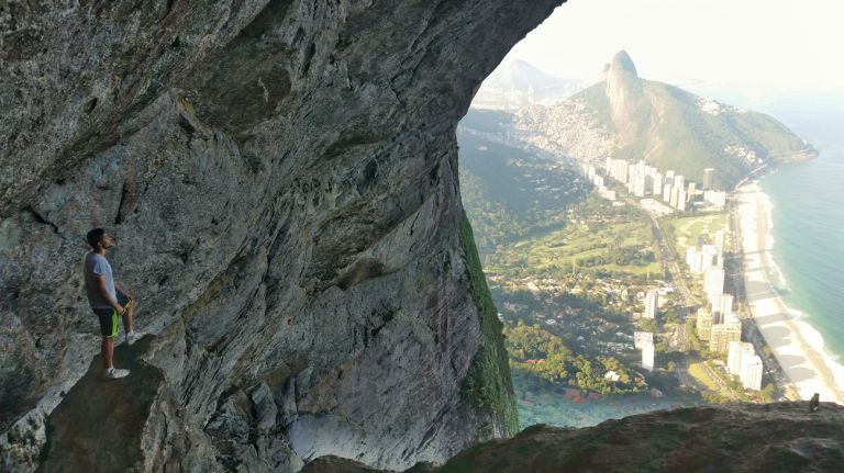 A imagem contém: Garganta do Céu, Pedra da Gávea, Parque Nacional da Tijuca, Rio de Janeiro