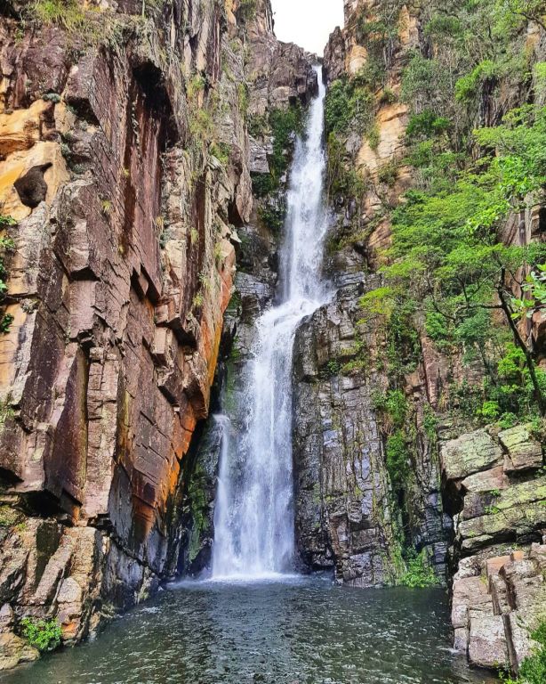 A imagem contém: Cachoeira Véu da Noiva, ACM Camping, Serra do Cipó - MG