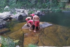 Dois homens morrem afogados em cachoeira da Serra do Cipó, MG