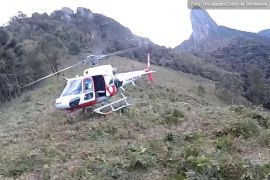 Mulher ferida na trilha da Pedra do Baú é resgatada de helicóptero